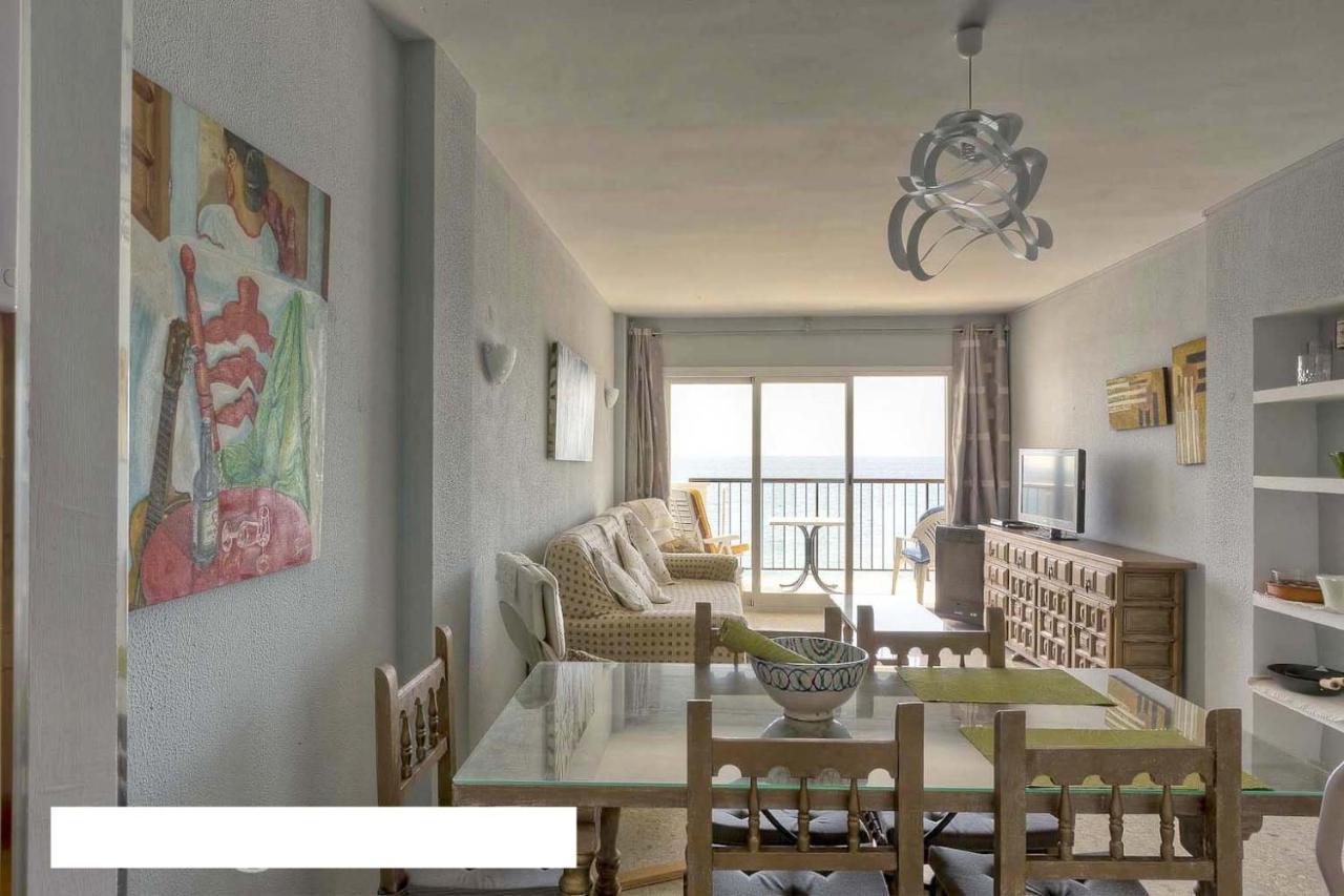 Precioso apartamento frontal al mar Nerja Exterior foto